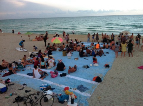 Like it or spike it? Sharing a giant beach towel with strangers