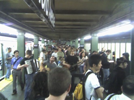 HopStop looks to crowdsource subway delay frustrations