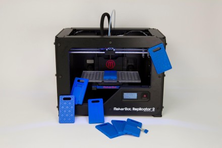 Sweet job alert: Be the one who makes the Makerbot