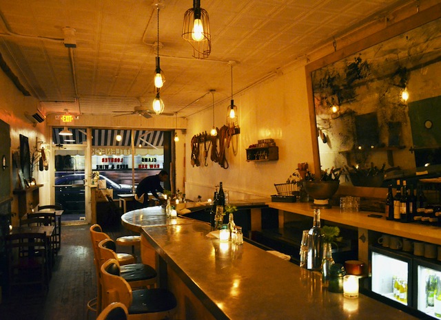 Bars We Love: Littleneck, what a pearl!