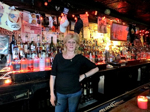 Life advice from a BK dive bar legend: ‘Do everything in sight’