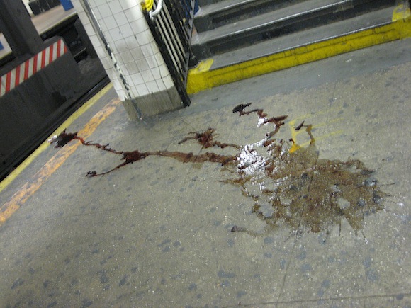 Shocking new report: Subway platforms kinda gross, bleak