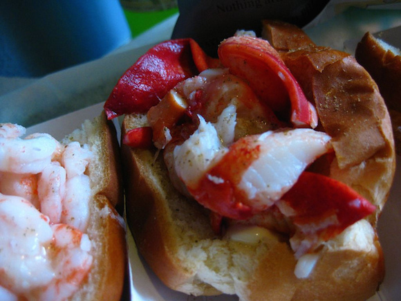Score a $10 lobster roll at the Brooklyn Bridge Park Luke’s Lobster this Friday