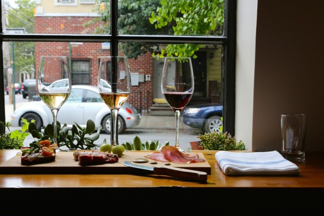 Brooklyn Wine Book: Get 2-for-1 pours at great bars & eateries