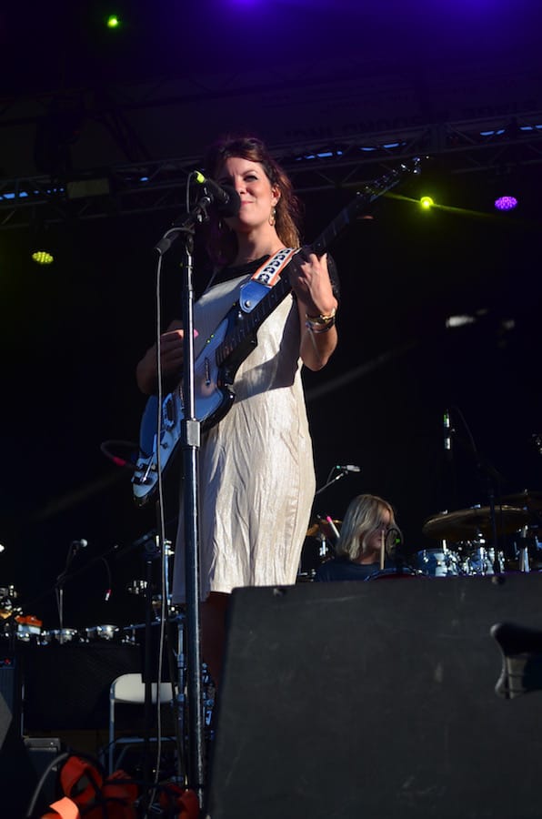Hinds play McCarren Park. Photo by Mary Dorn/Brokelyn.