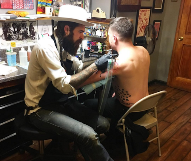Just your regular day getting tattooed in NYC. via IG user @puritythroughobscurity