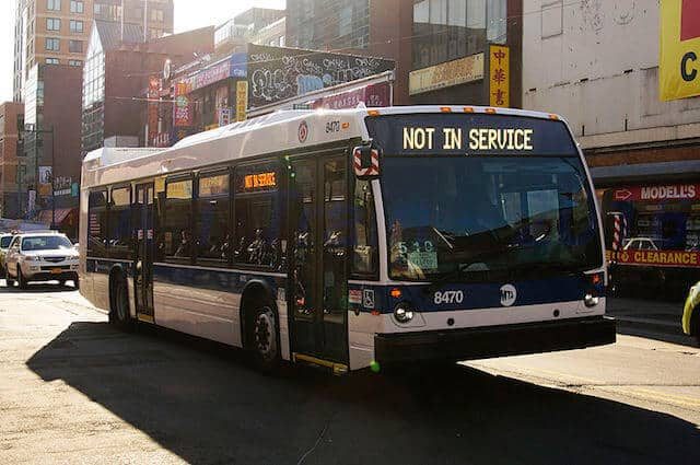 Riders Alliance hosting happy hour to talk about NYC’s bus problems in Bushwick tomorrow